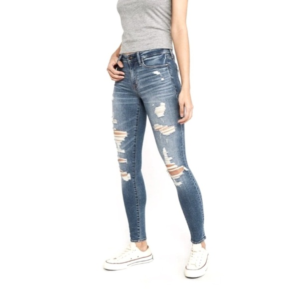 A&F | Harper Super Skinny Distressed Jean | 28/6 - Picture 1 of 9